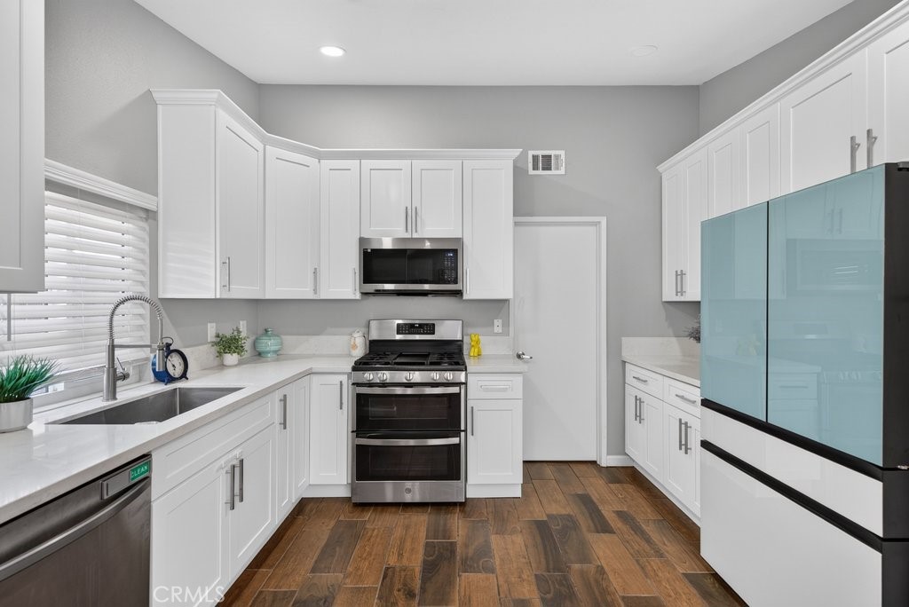 39747 Old Carriage, Murrieta, CA 92563 — photo 1