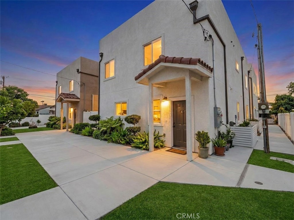 16623 Lake Avenue, Paramount, CA 90723 — photo 1