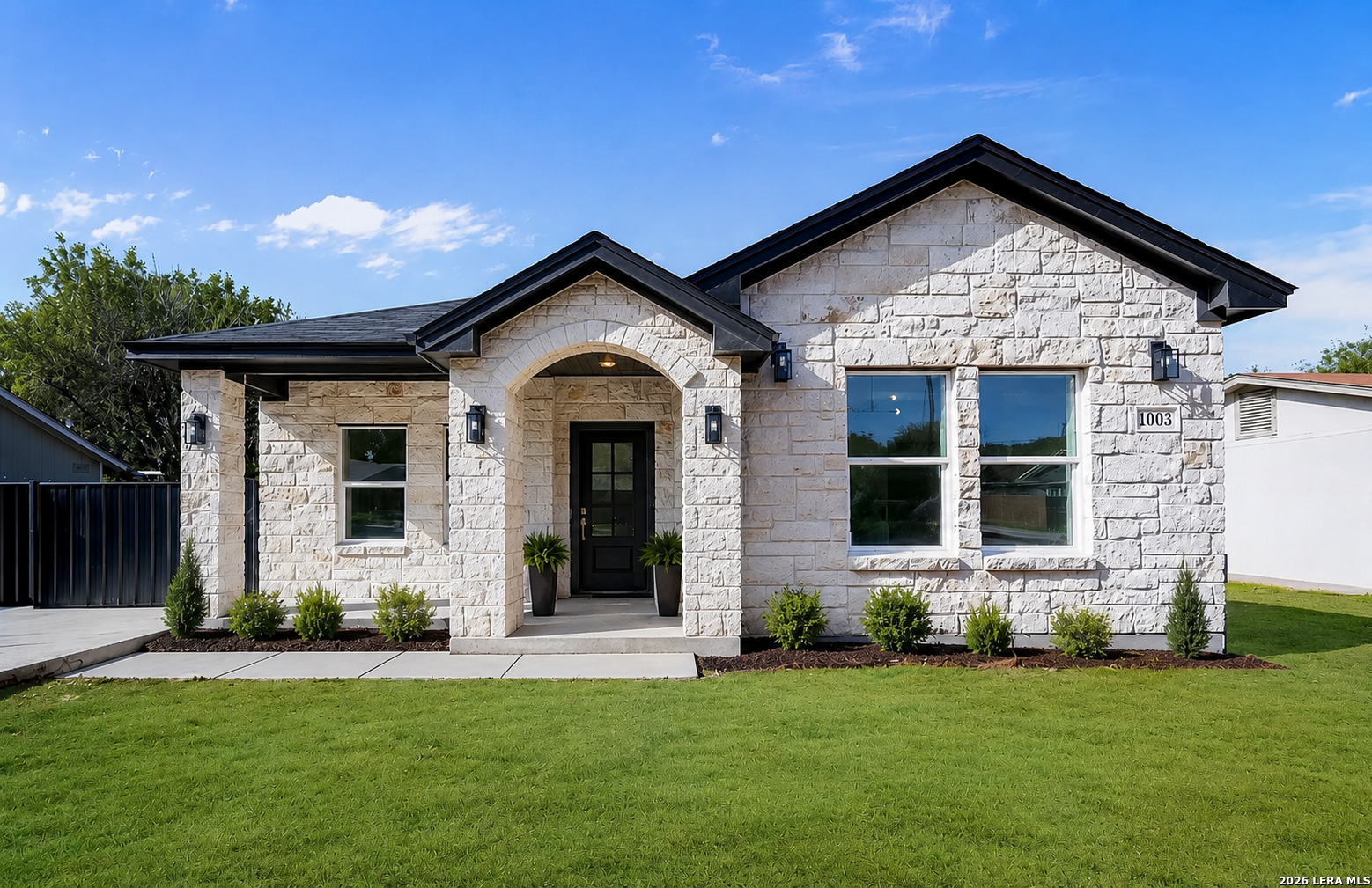 229 Colonial Ln, ,  78121 — photo 1