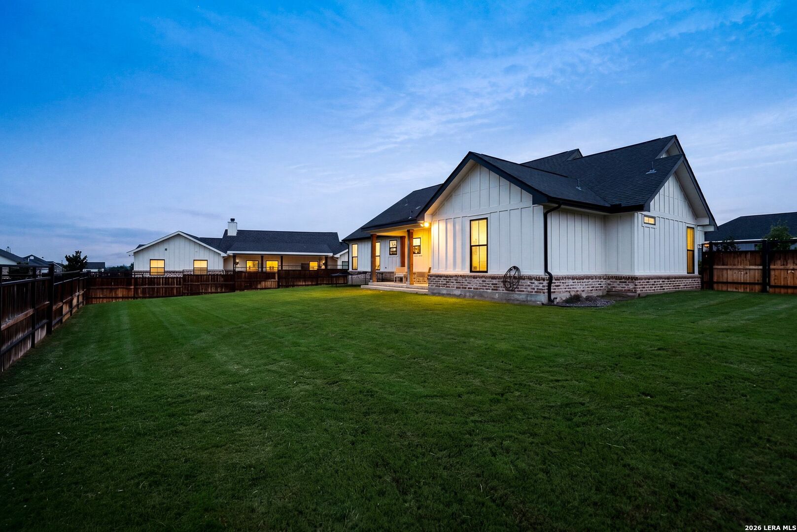 156 Woodbridge Dr, ,  78121 — photo 1