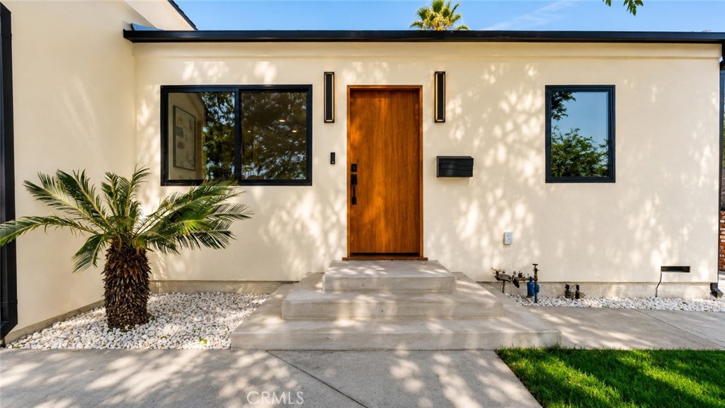 1436 N Frederic, Burbank, CA 91505 — photo 1