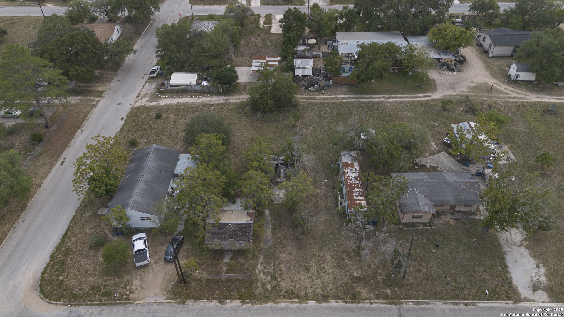 732 Trade, ,  78064 — photo 1