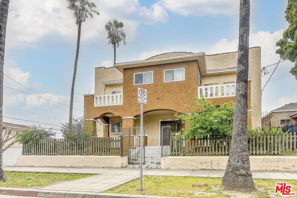 2156 City View Avenue, Los Angeles, CA 90033 — photo 1