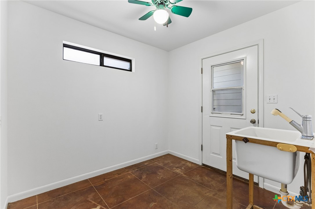 1648 Ponderosa, New Braunfels, TX 78132 — photo 1