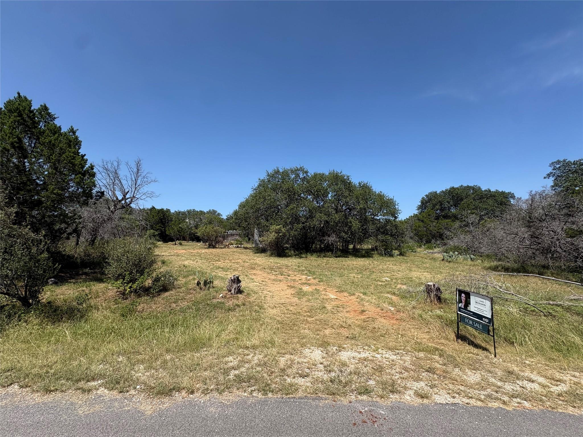 21708 Cardinal, Lago Vista, TX 78645 — photo 1
