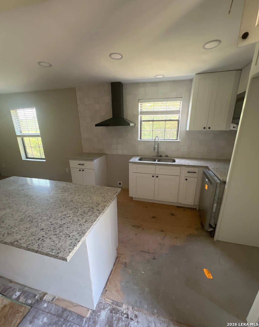 1761 QUAIL HILL DR, ,  78070 — photo 1