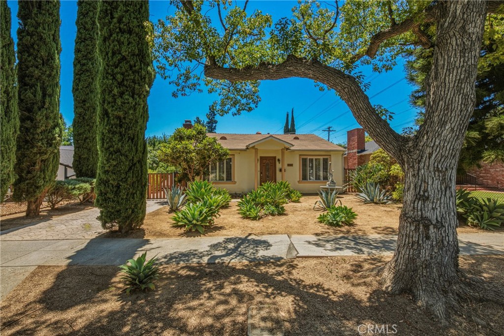 3170 E Orange Grove, Pasadena, CA 91107 — photo 1
