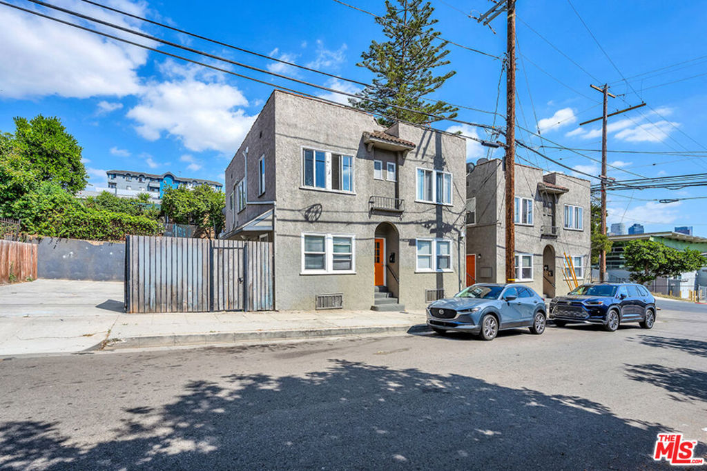 300 Patton Street, Los Angeles, CA 90026 — photo 1