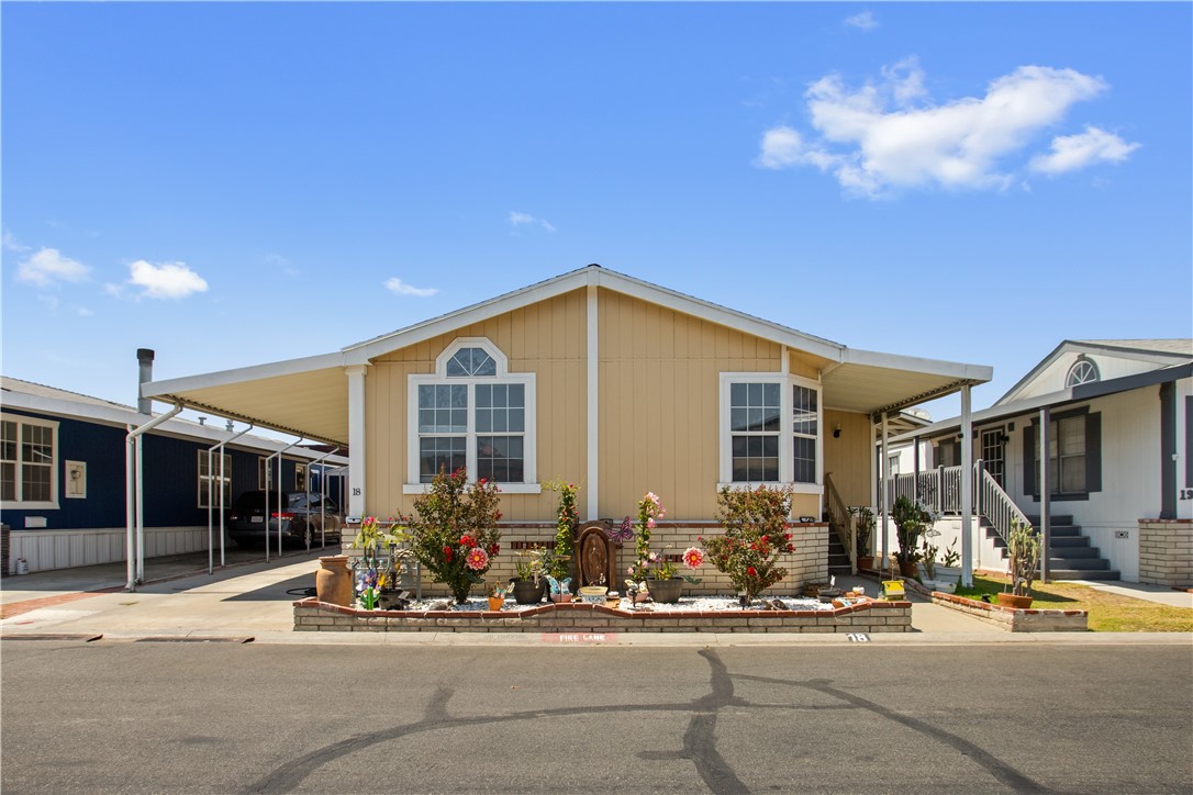 21217 Washington Ave Spc 18