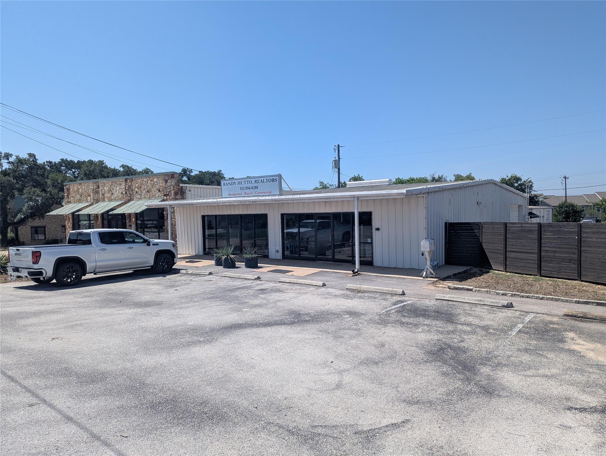 709 A & B and 711B Hwy 290