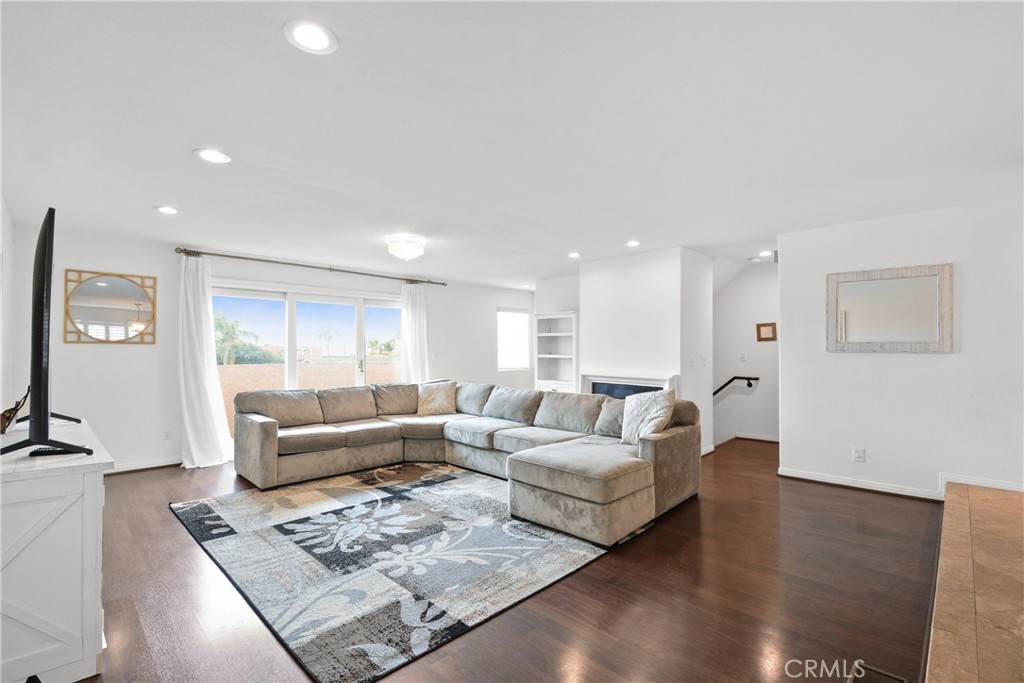1158 W 11th Street J, San Pedro, CA 90731 — photo 1