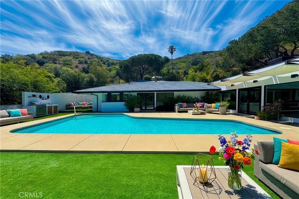 9621 Cedarbrook, Beverly Hills, CA 90210 — photo 1