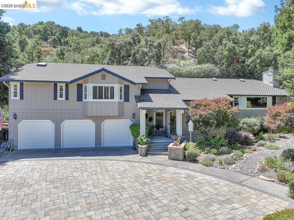 2090 Pebble Dr, Alamo, CA 94507 — photo 1