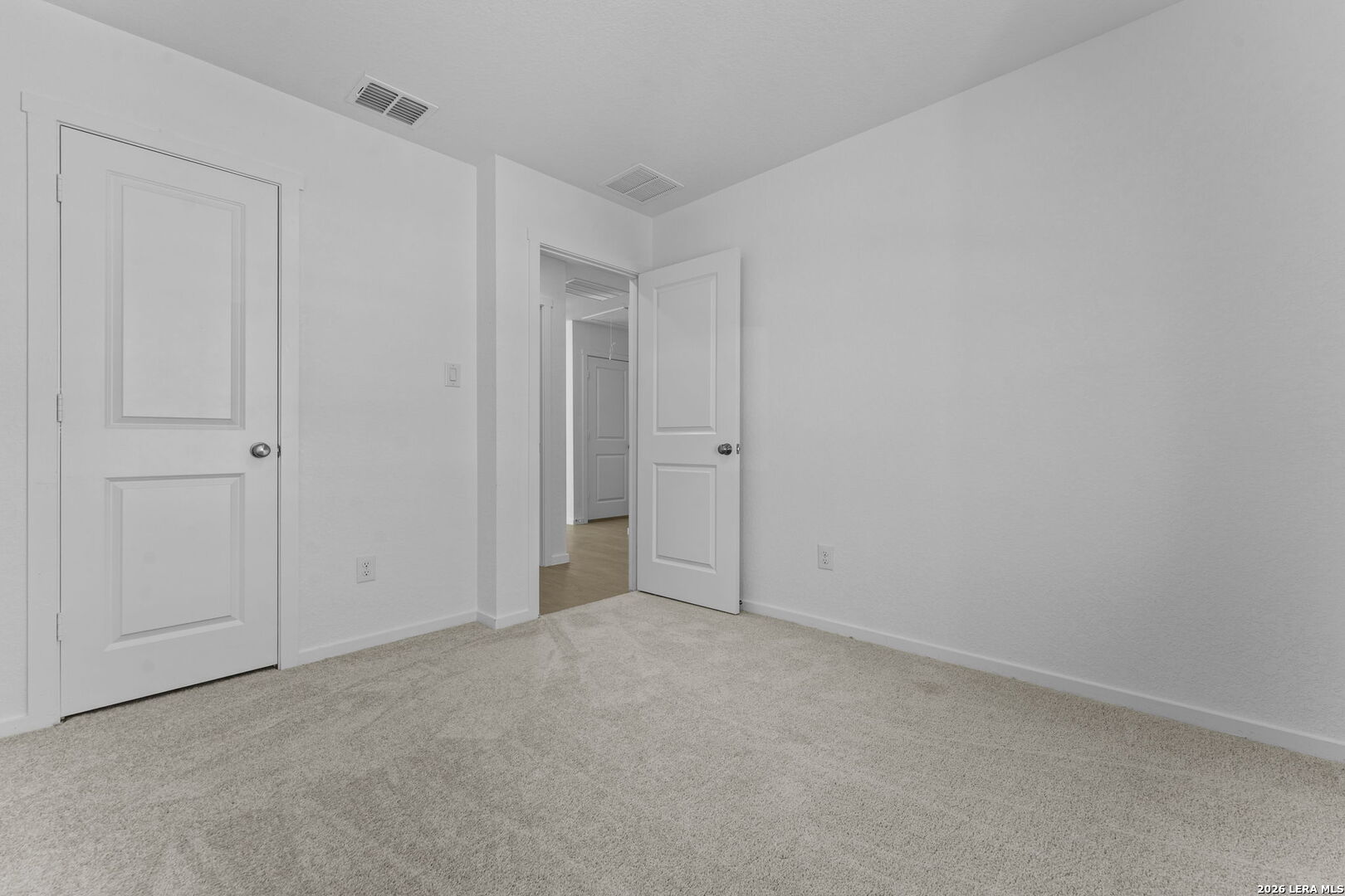 109 Ellendale Place, ,  78624 — photo 1