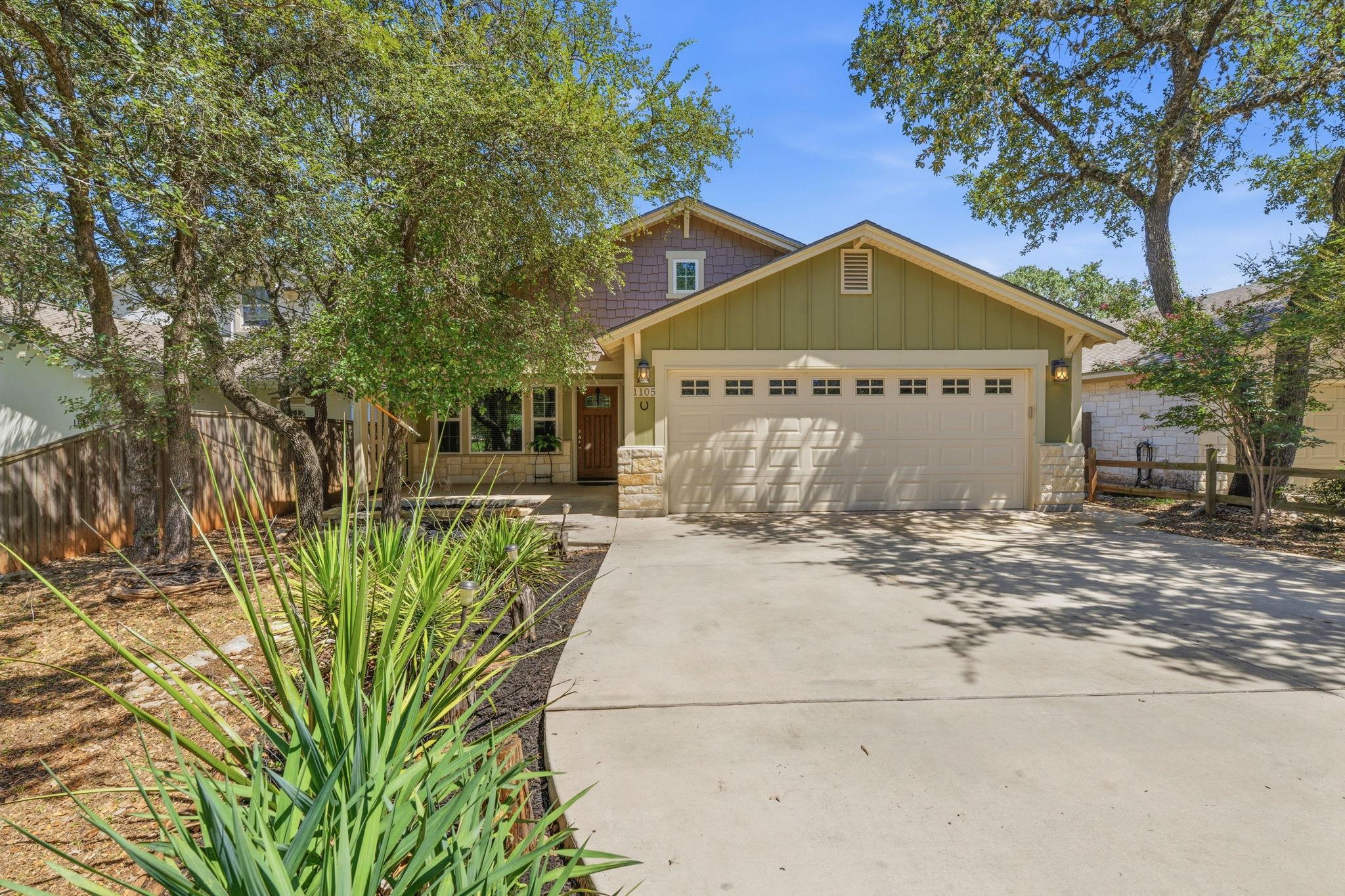 1105 Delmar, San Marcos, TX 78666 — photo 1