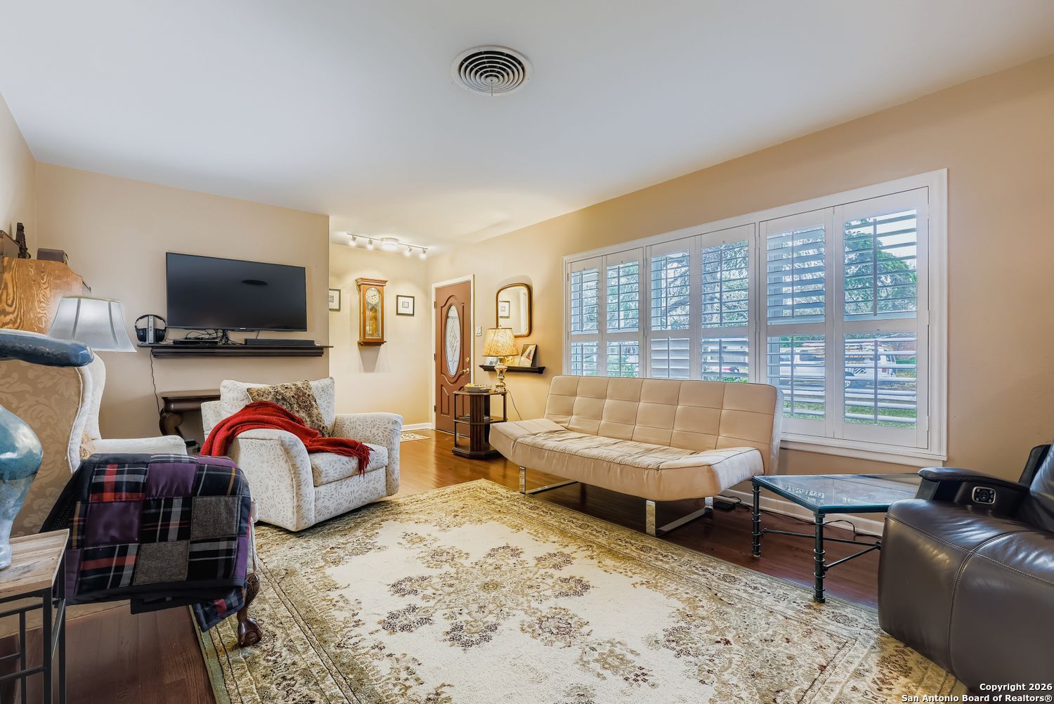 615 Cave, ,  78209 — photo 1