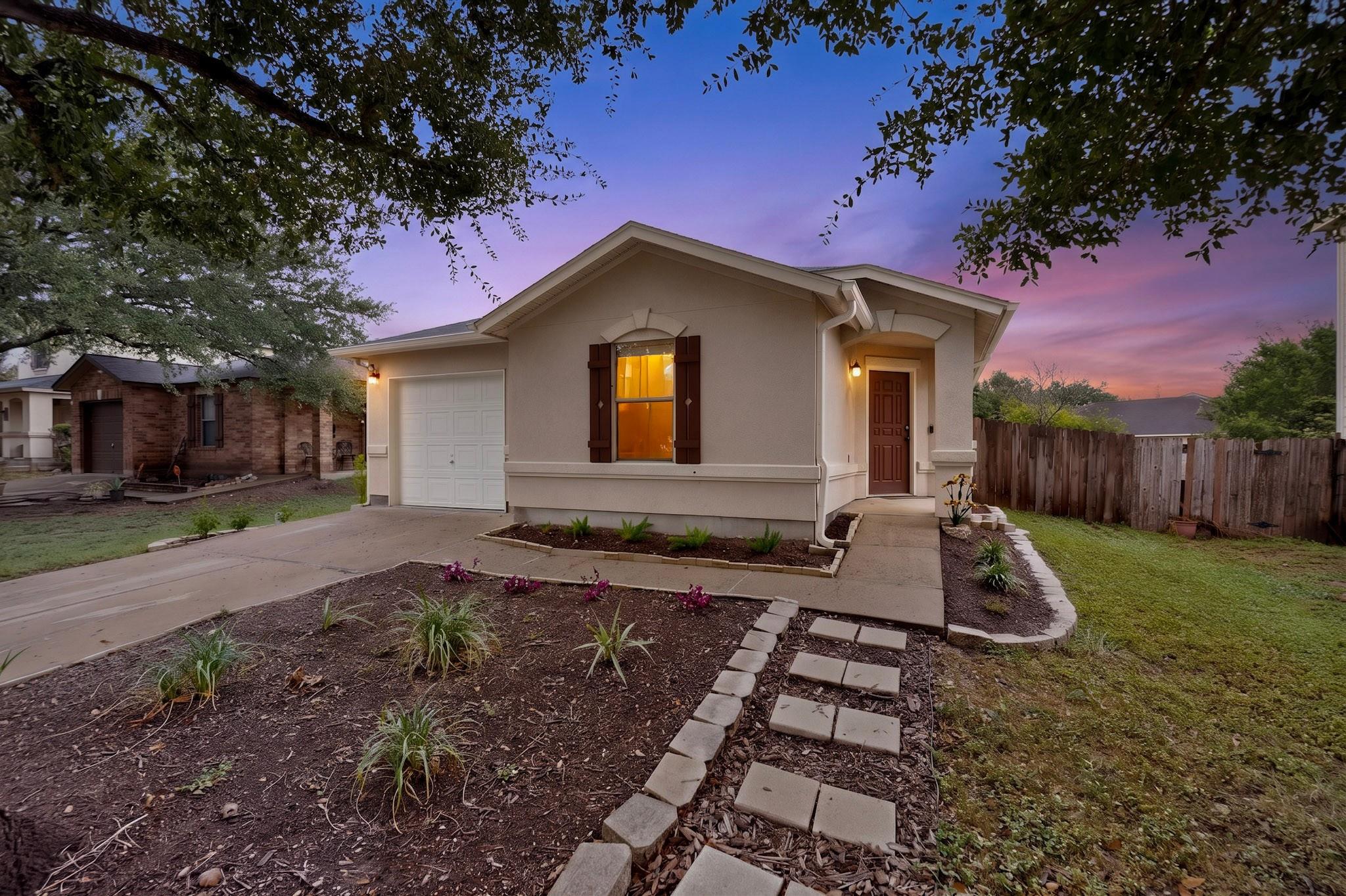 4701 Cypress, Austin, TX 78744 — photo 1