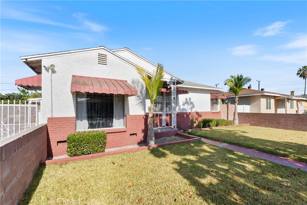 10522 Parmelee, Los Angeles, CA 90002 — photo 1