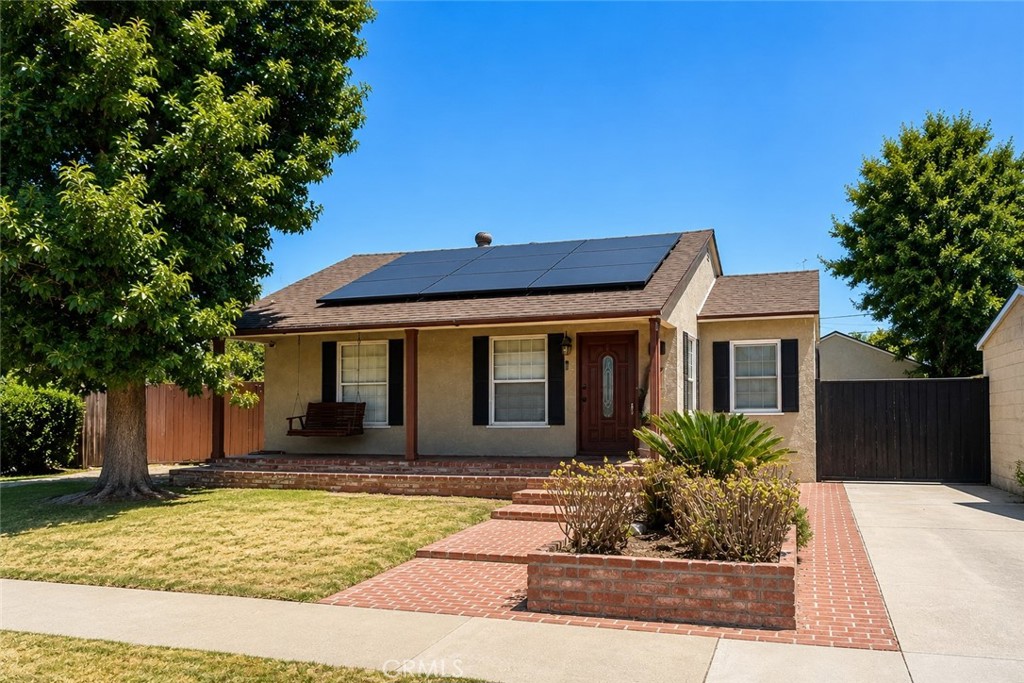 2330 Saint Joseph Avenue, Long Beach, CA 90815 — photo 1
