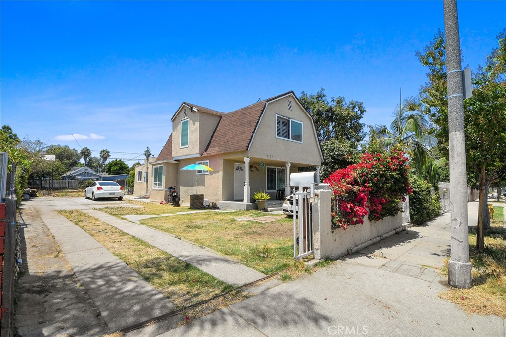 9307 Beach, Los Angeles, CA 90002 — photo 1
