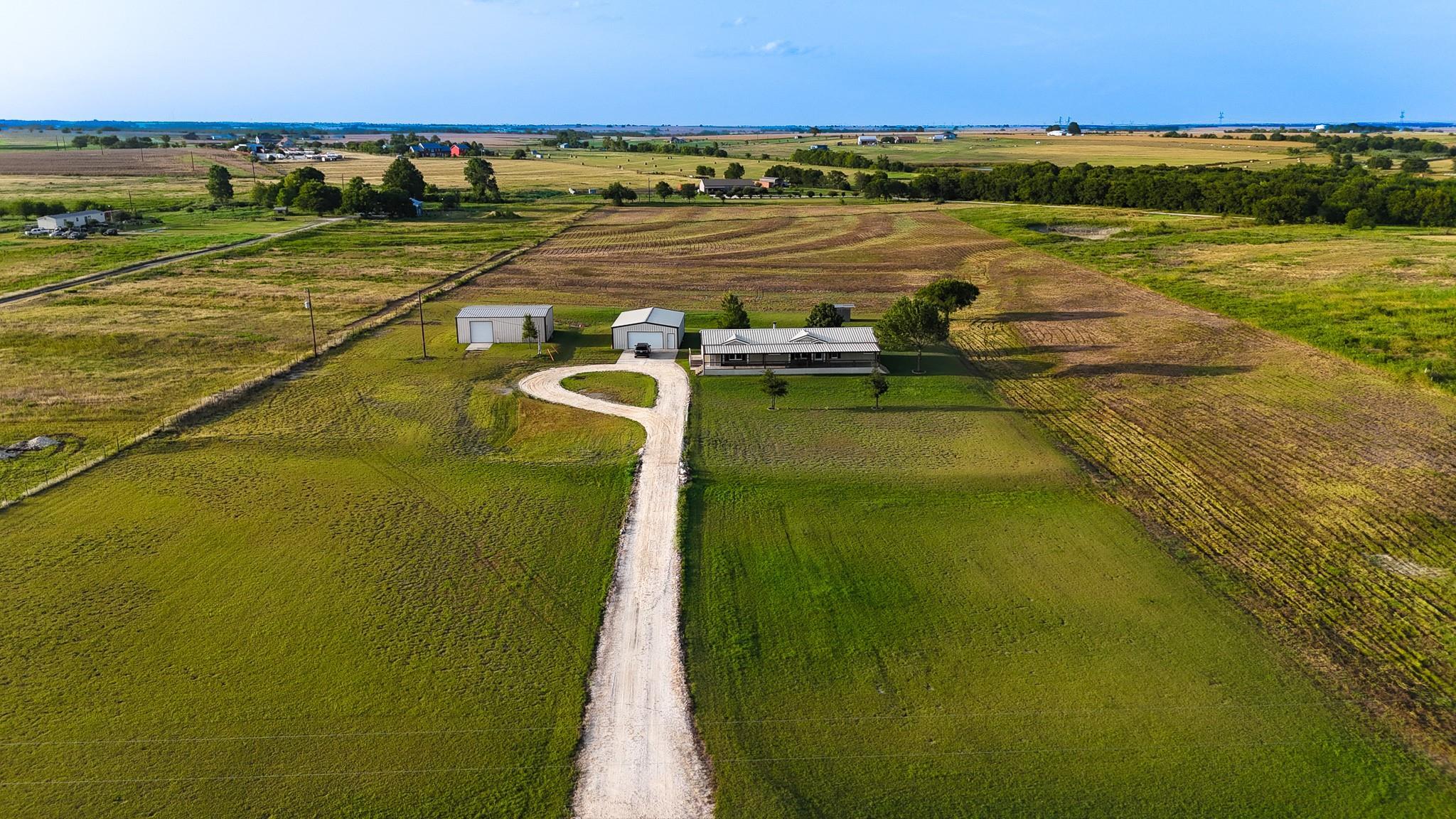 401 County Road 330, Granger, TX 76530 — photo 1