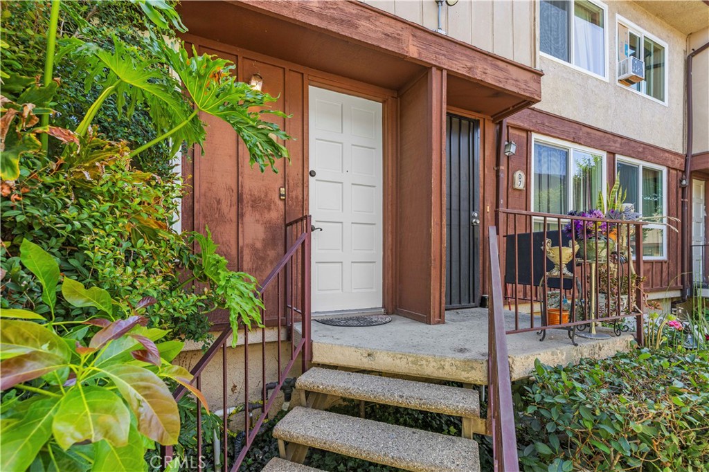 7320 Lennox Avenue D8, Van Nuys, CA 91405 — photo 1