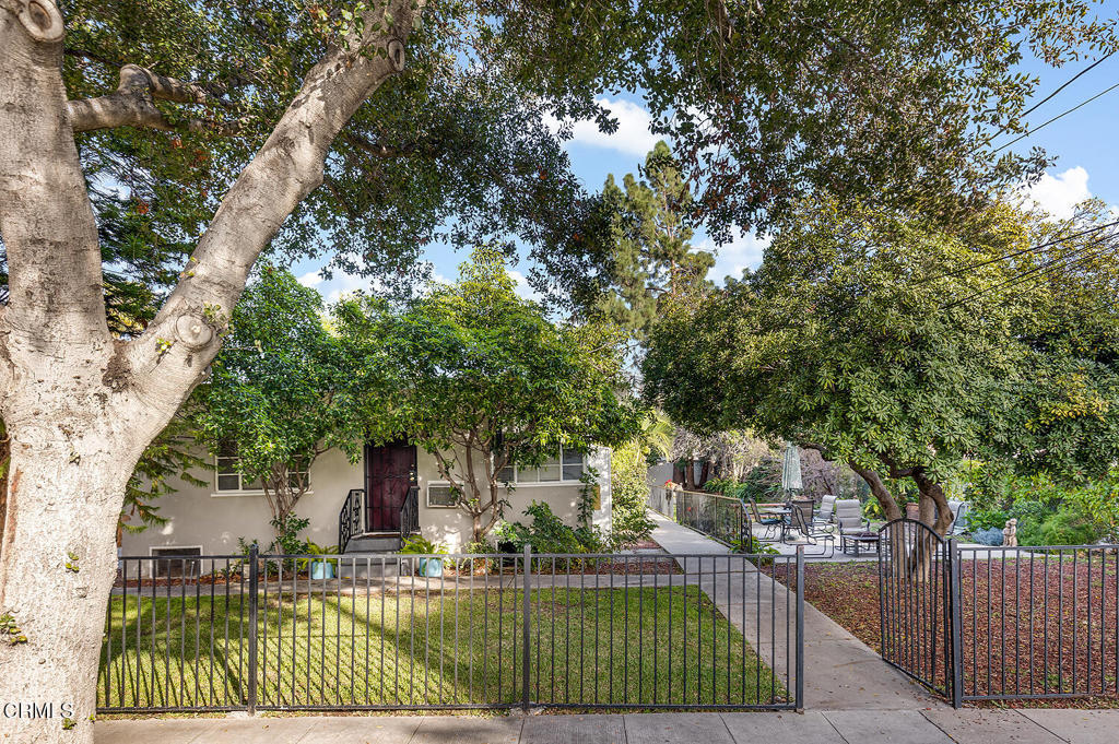 1500 Navarro Avenue, Pasadena, CA  — photo 1