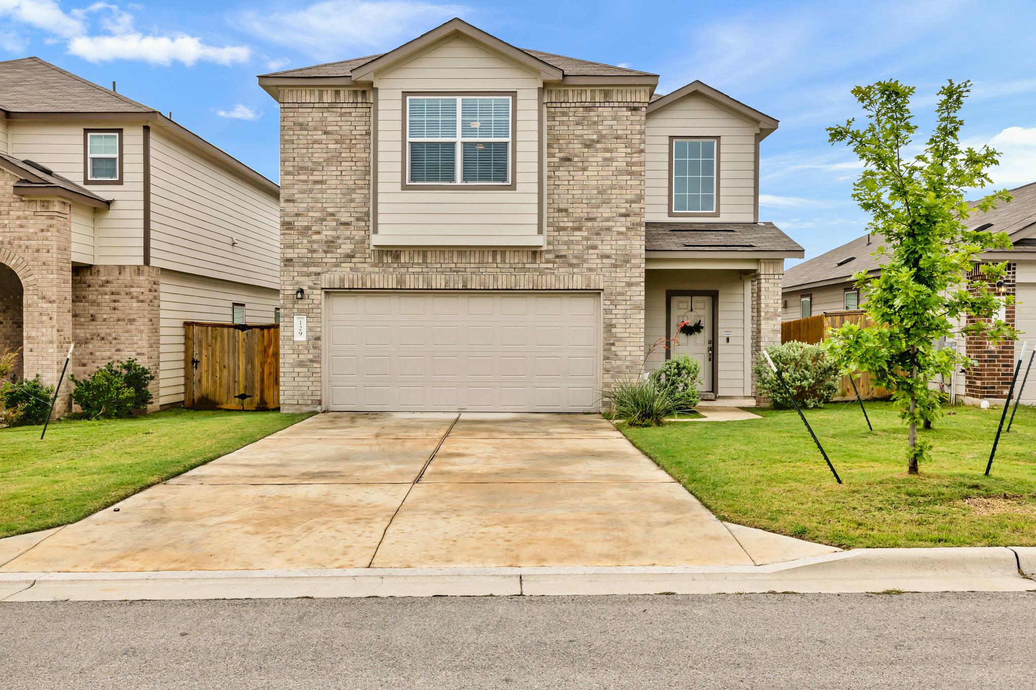 129 Rowdy Yates, Jarrell, TX 76537 — photo 1