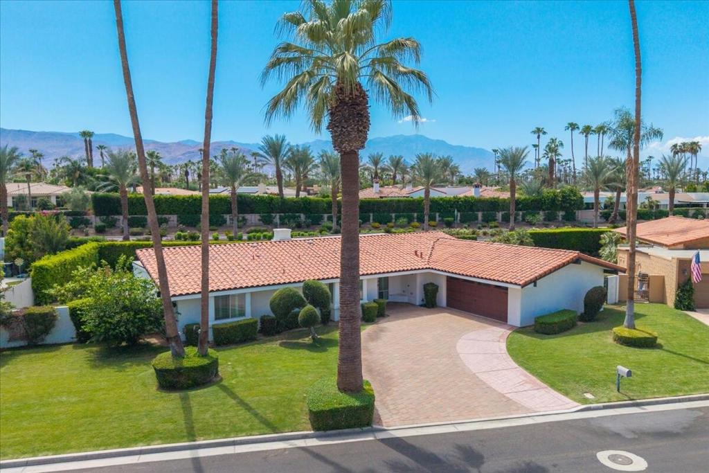45595 ViA Corona, La Quinta, CA 92210 — photo 1