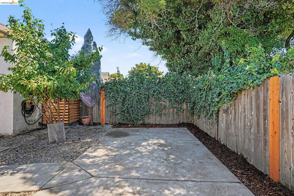 1288 107th, Oakland, CA 94603 — photo 1