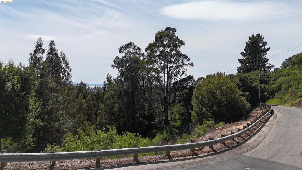 2551 Tunnel Rd, Oakland, CA 94611 — photo 1