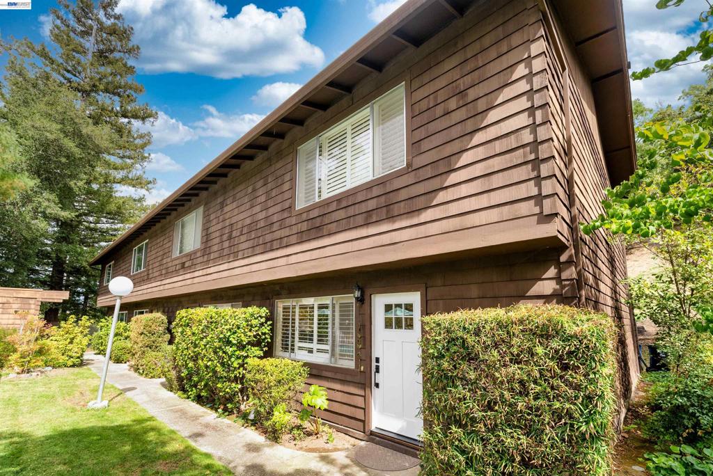 3241 Marlene Dr, Lafayette, CA 94549 — photo 1