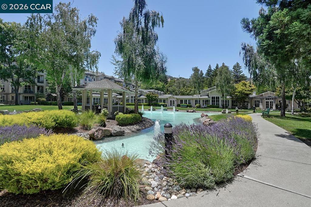 1860 Tice Creek Dr 1432, Walnut Creek, CA 94595 — photo 1