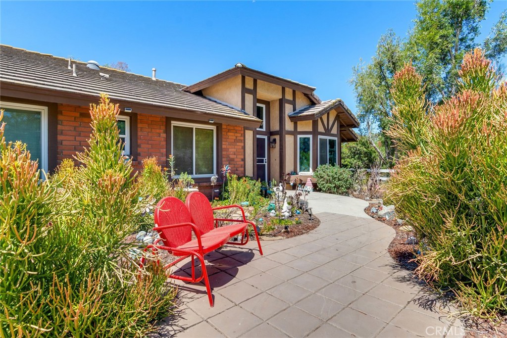 18563 Chickory, Riverside, CA 92504 — photo 1