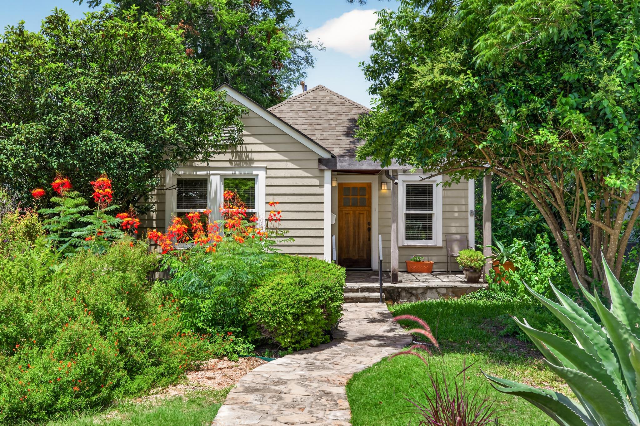 4616  Sinclair Ave, Austin, TX 78756 — photo 1