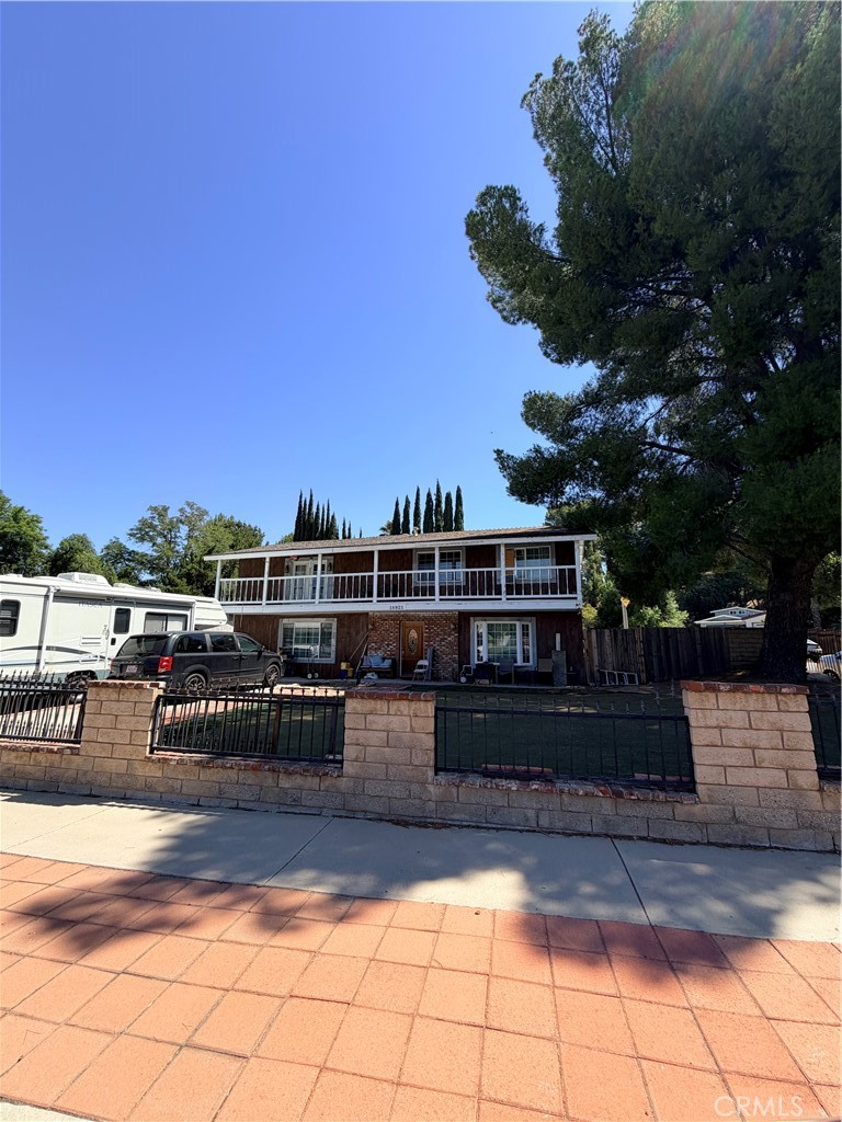 18925 Cedar Valley, Newhall, CA 91321 — photo 1