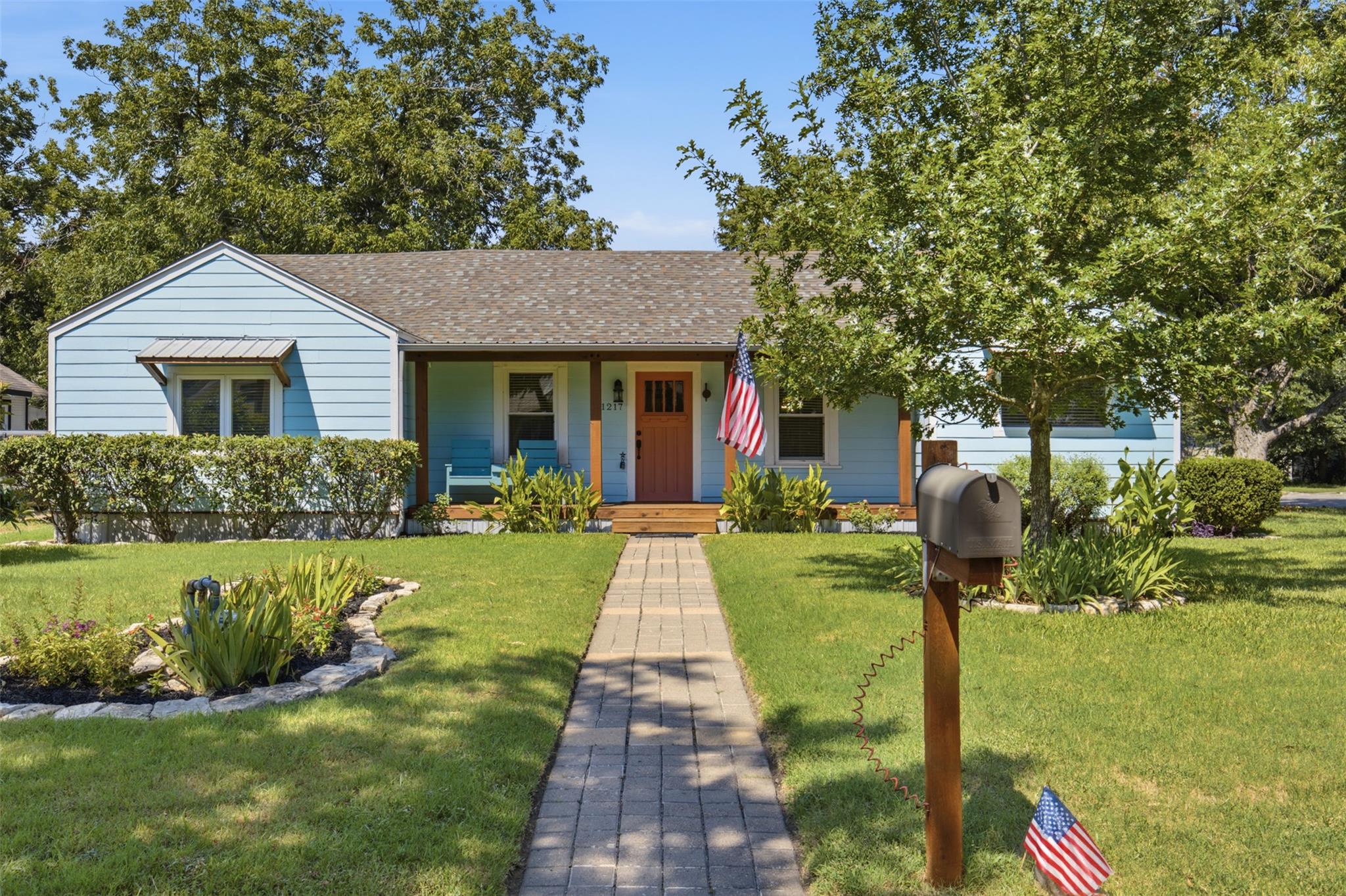 1217 Fairground, Taylor, TX 76574 — photo 1