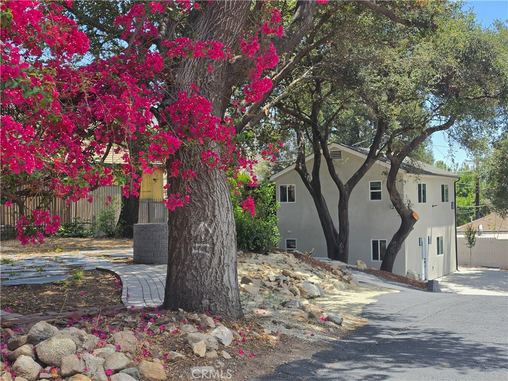 3130 N Mount Curve, Altadena, CA 91001 — photo 1