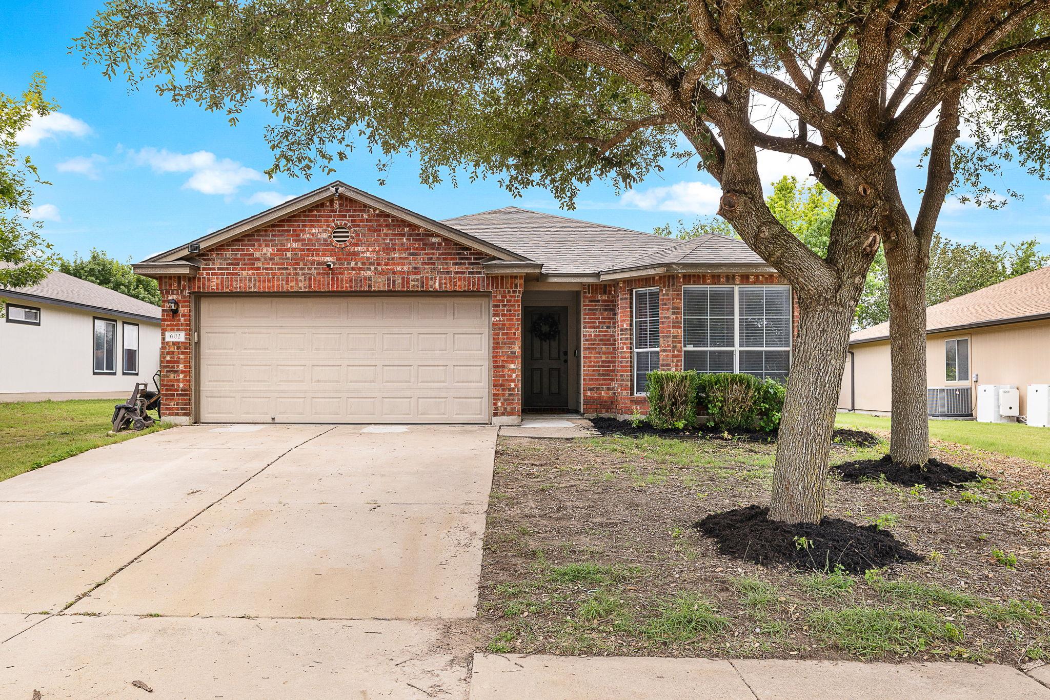602 Creston, Hutto, TX 78634 — photo 1