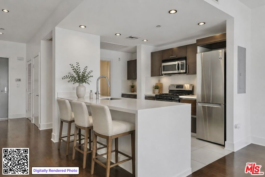 1700 Sawtelle Boulevard 210, Los Angeles, CA 90025 — photo 1