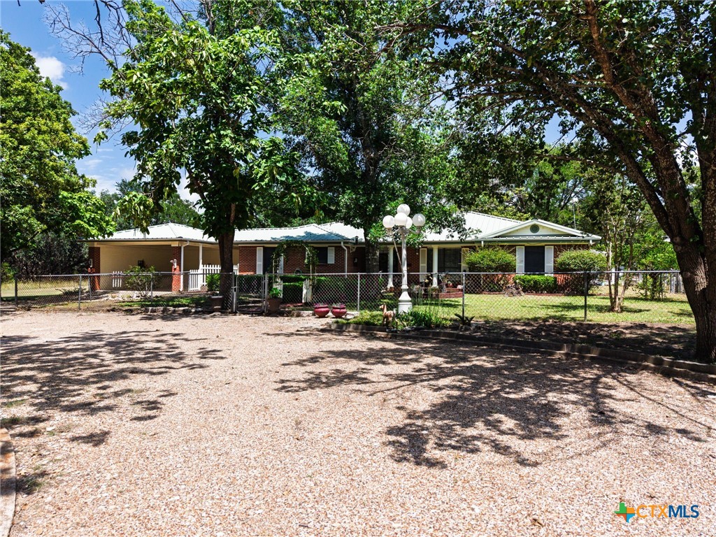 105 LMS Lane, Gatesville, TX 76528 — photo 1