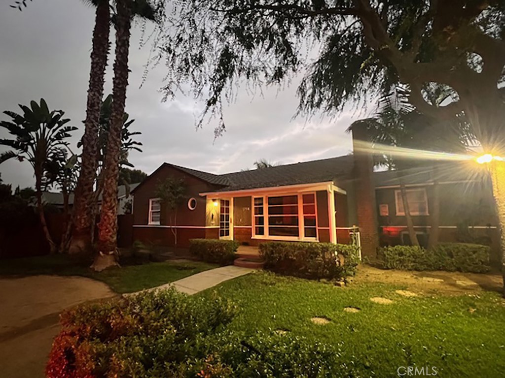 5744 Stansbury Avenue, Sherman Oaks, CA 91401 — photo 1