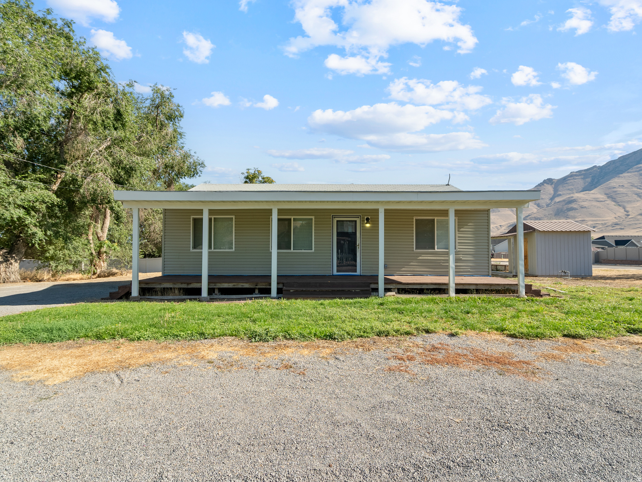 1811  SHEPARD LN