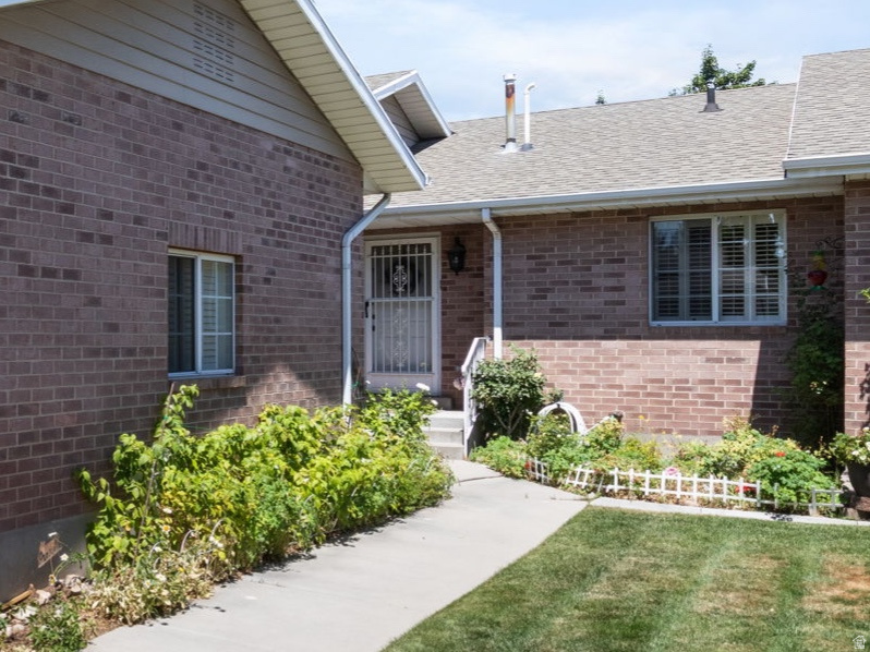 63 E 530 S, Orem, UT 84058 — photo 1