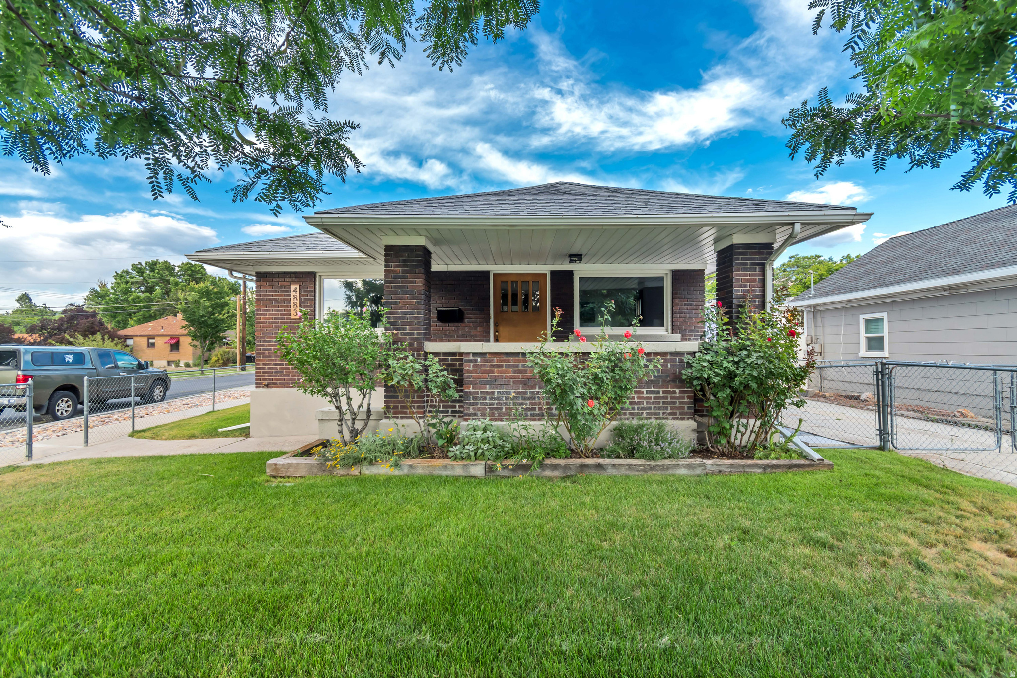 4883 S CENTER ST, Murray, UT 84107 — photo 1