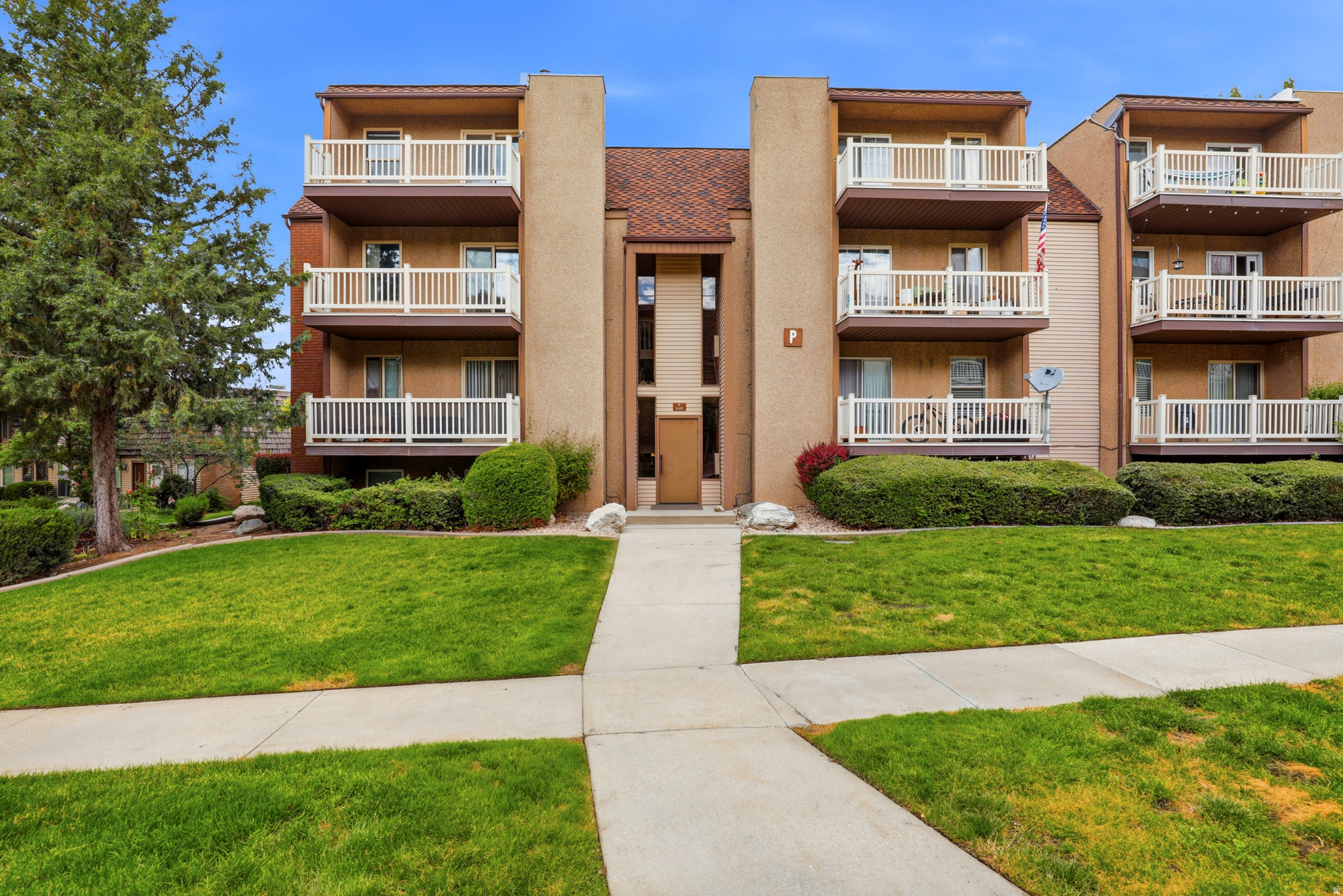 88 W 50 S #P-10, Centerville, UT 84014 — photo 1