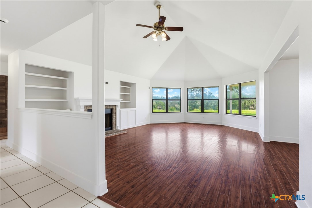 201 Hickory, La Vernia, TX 78121 — photo 1