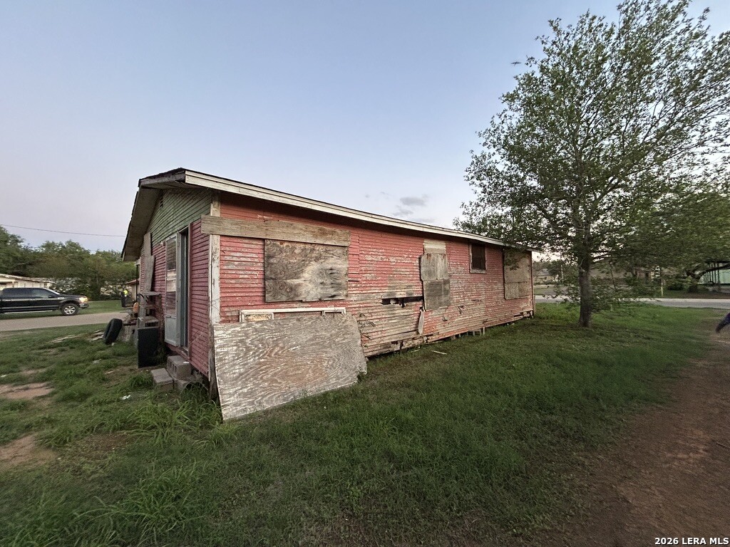 111 LANE ST, ,  78014 — photo 1
