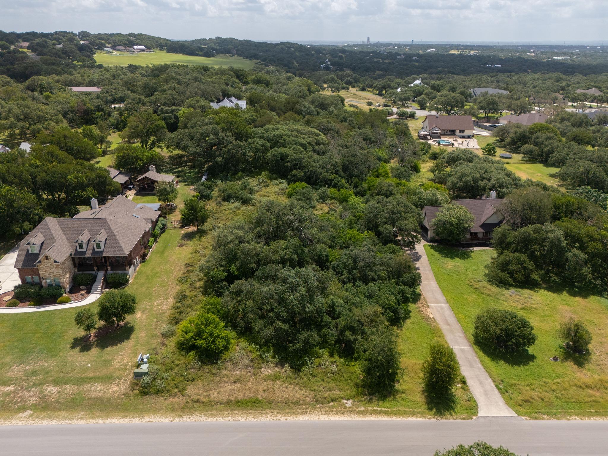 411 Brookhollow, New Braunfels, TX 78132 — photo 1