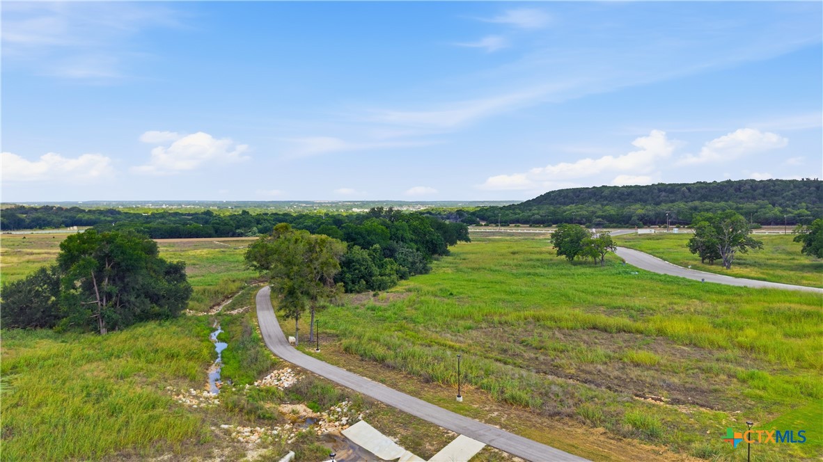 9709 Huron, Belton, TX 76513 — photo 1
